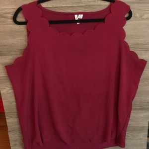 EUC Elle Scallop Edge Tank